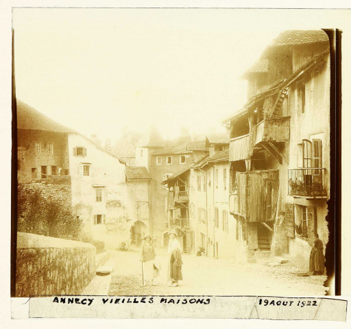 Annecy (Haute-Savoie). Vieilles maisons