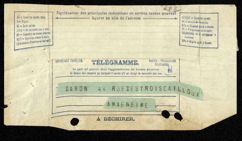 Constitution du dossier d'indemnisation au titre des dommages de guerre, pour les dégradations mobilères dans la synagogue d'Amiens occupée par l'armée allemande et l'école de police durant la guerre