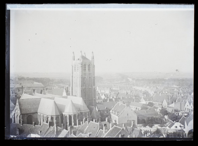 Bergues vue d'ensemble prise du carillon - octobre 1899