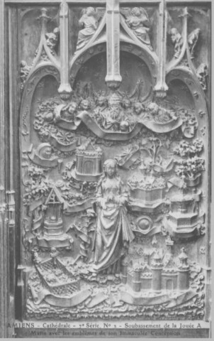 Cathédrale - 7e série, N° 2 - Soubassement de la Jouée A - Marie avec les emblèmes de son immaculée conception