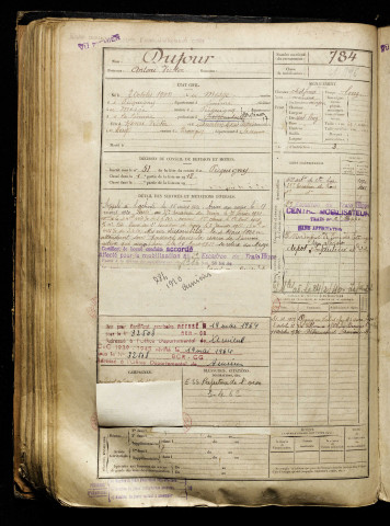 Dufour, Antoni Victor, né le 02 octobre 1900 à Mesge (Le) (Somme), classe 1920, matricule n° 784, Bureau de recrutement d'Amiens