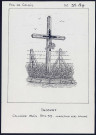 Incourt (Pas-de-Calais) : calvaire en bois - (Reproduction interdite sans autorisation - © Claude Piette)