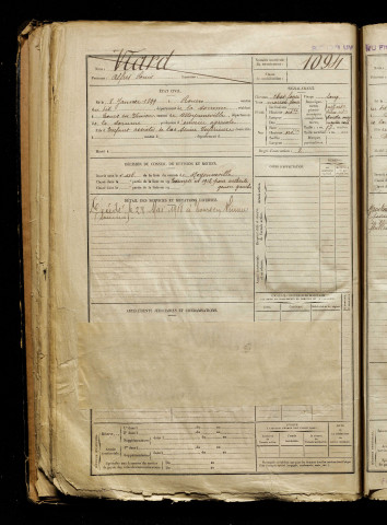 Viard, Alfred Louis, né le 08 janvier 1899 à Rouen (Seine-Maritime), classe 1919, matricule n° 1094, Bureau de recrutement d'Abbeville