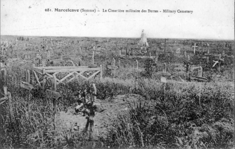 Marcelcave (Somme). Le Cimetière militaire des Buttes. Military Cemetery