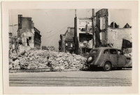Amiens. La rue Delambre après les bombardements de 1940