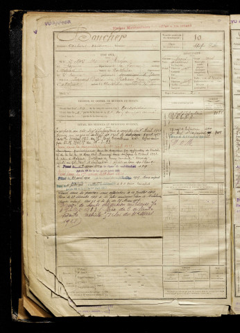 Boucher, Albert Osctave, né le 21 mars 1901 à Ercheu (Somme), classe 1921, matricule n° 10, Bureau de recrutement de Péronne