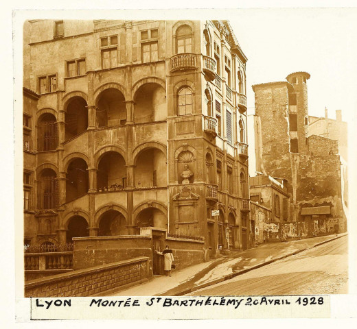 Lyon (Rhône). Montée Saint-Barthélémy