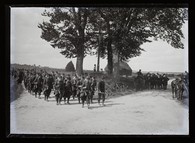 Marche du 5 septembre 1902 - 72e de ligne route de Guignemicourt à Pont-de-Metz
