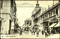 Carte postale intitulée "Salonique. Place de la Liberté et rue Venizélos. Liberty Square and Venizelos' Street". Correspondance d'un certain Léon [Be]sson à sa mère