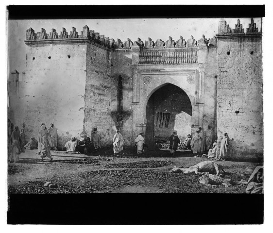 Maroc - Oudjda, une porte de la ville