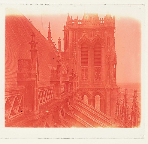 Amiens (Somme). La tour nord de la cathédrale