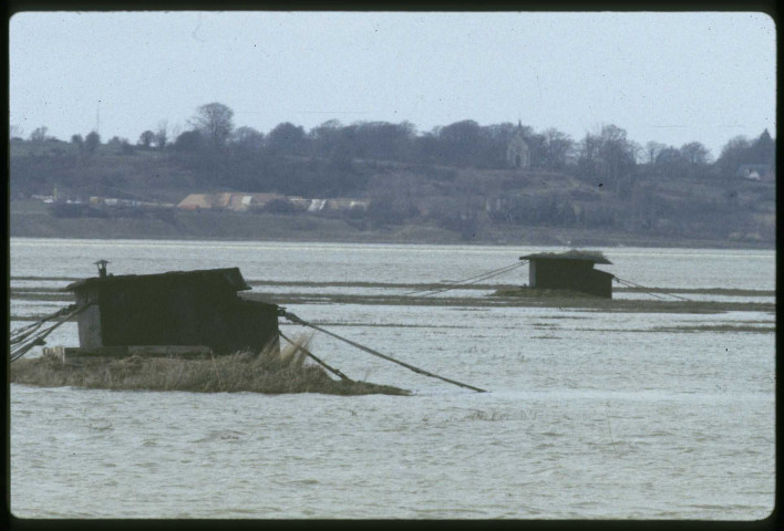 Huttes flottantes en Baie de Somme