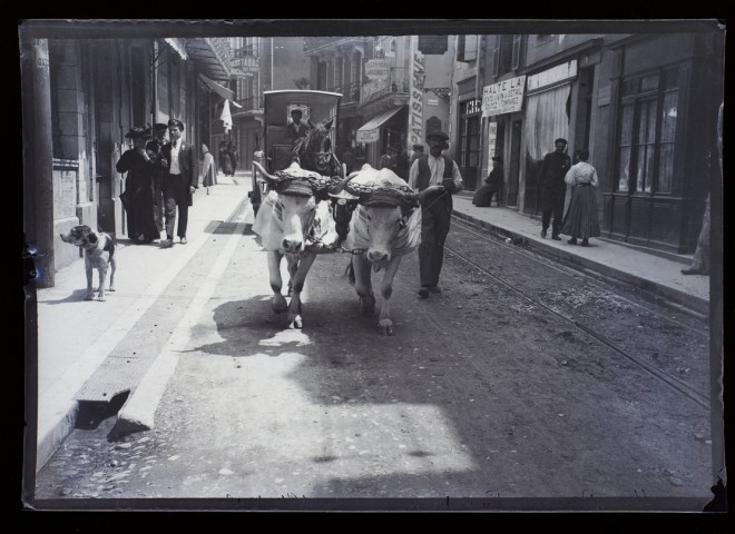 Une rue à Lourdes - juiillet 1908