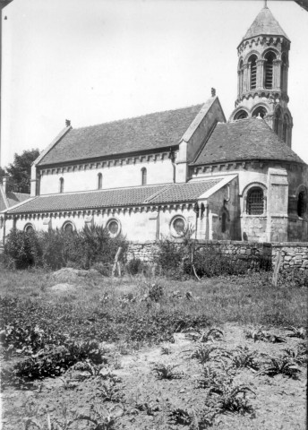 Eglise de Tracy-le-Val (Oise), vue extérieure