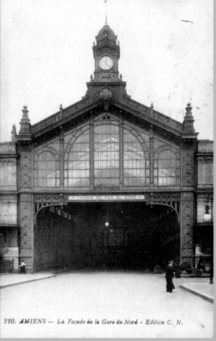 Amiens. La façade de la gare du Nord