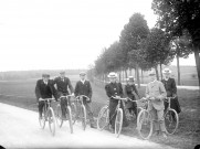 Un groupe de cyclistes
