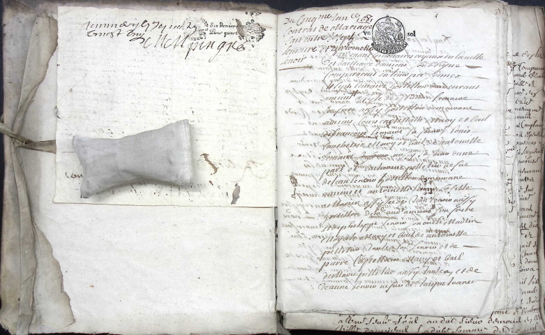 Etude de Me Pierre Lagrene à Amiens (étude n°4). Minutes de l'année 1681