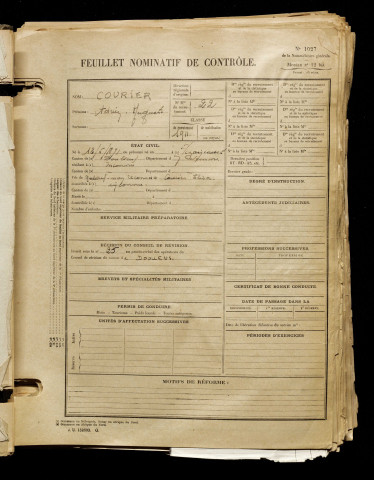 Courier, Adrien Auguste, né le 18 mai 1891 à Gézaincourt (Somme), classe 1911, matricule n° 22, Bureau de recrutement d'Abbeville