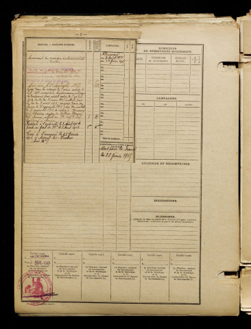 Miannay, Robert Charles Auguste, né le 17 février 1890 à Quesnoy-sur-Airaines (Somme), classe 1910, matricule n° 1097, Bureau de recrutement d'Amiens