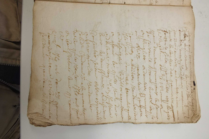 Etude de Me Henri Louette à Amiens (étude n°22). Minutes de l'année 1691