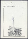 Crouy-Saint-Pierre : croix de fer sur fut de pierre - (Reproduction interdite sans autorisation - © Claude Piette)