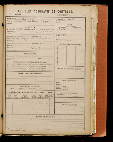 Capron, Robert Arthur Eugène, né le 05 juin 1897 à Doullens (Somme), classe 1917, matricule n° 952, Bureau de recrutement d'Abbeville