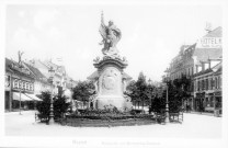 Marktplatz mit Bernhardus-Denkmal