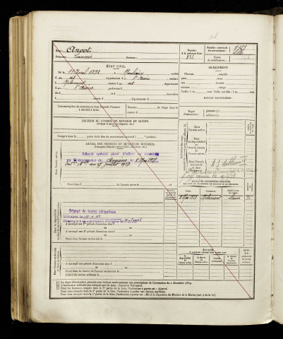 Anoot, Casimir, né le 11 avril 1898 à Roubaix (Nord), classe 1918, matricule n° 7129, Bureau de recrutement d'Amiens