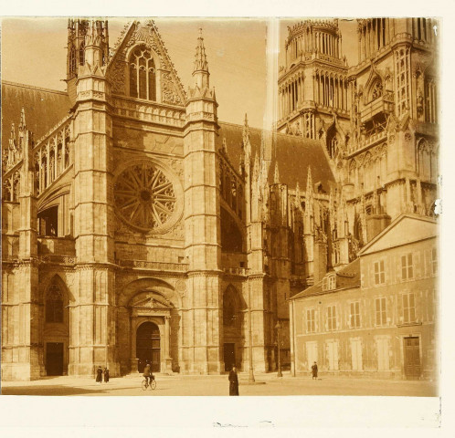 Orléans. Cathédrale, portail Sud