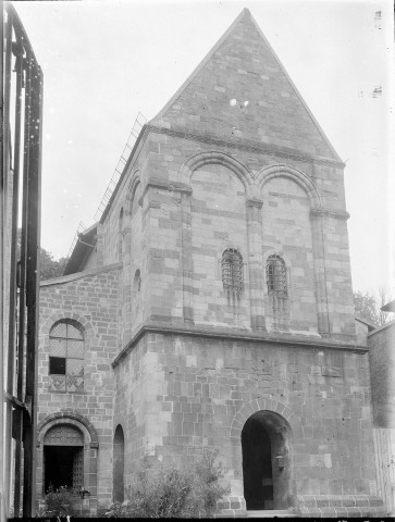 Eglise Notre Dame, vue extérieure : la façade