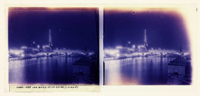Paris. Exposition internationale des Arts décoratifs, les rives de la Seine la nuit