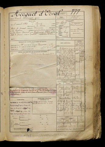 Hecquet D'orval, Emile Ferdinand Honoré, né le 05 avril 1892 à Paris (Paris), classe 1912, matricule n° 777, Bureau de recrutement d'Abbeville