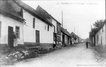 Villers-Bocage. La rue Neuve
