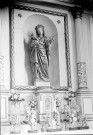 Eglise, statue de la Vierge à l'enfant
