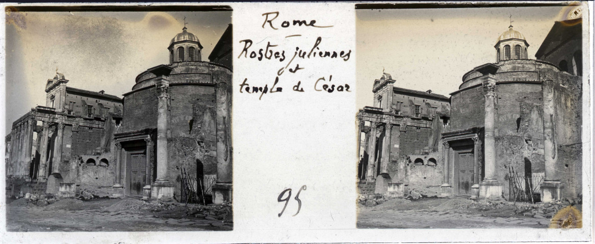 Rome - Rostres Juliennes et Temple de César