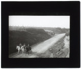 Manoeuvres du service de santé - route de Saint-Fuscien à Boves - octobre 1902