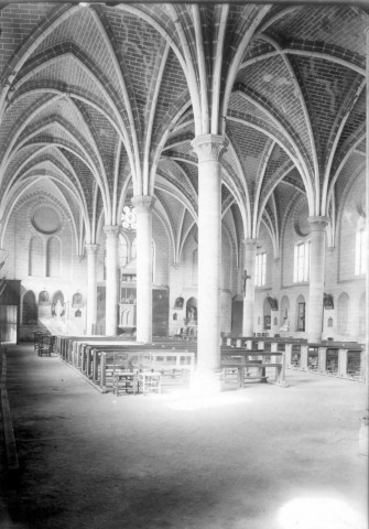 Abbaye d'Ourscamps, vue intérieure : l'infirmerie dite "salle-des-morts"