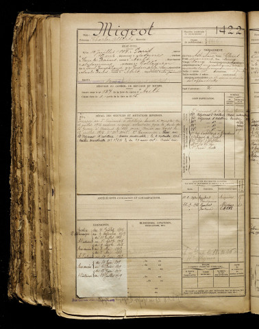 Migeot, Charles Albert, né le 11 juillet 1897 à Paris 18e Arrondissement (Paris), classe 1917, matricule n° 1422, Bureau de recrutement d'Amiens