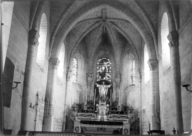 Eglise de Lucheux, vue intérieure : le choeur