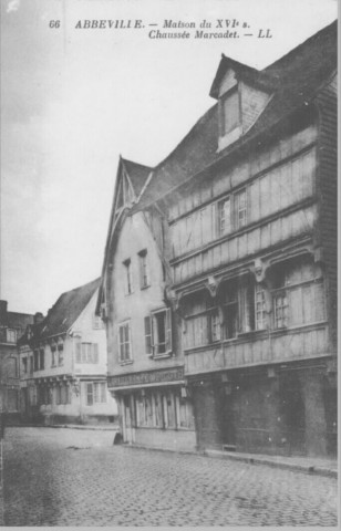 Maison du XVIe siècle chaussée Marcadet