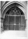 Cathédrale Notre-Dame d'Amiens : les grilles du portail Saint-Christophe
