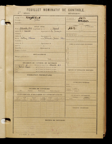 Andrieux, Félix, né le 16 novembre 1893 à Amiens (Somme), classe 1913, matricule n° 1253, Bureau de recrutement d'Amiens