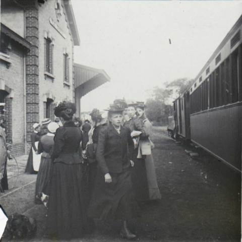 Groupe à la gare du Crotoy