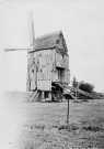 Le moulin à vent en bois d'Aumont