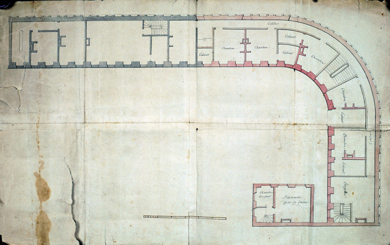 Plan de distribution des bâtiments de la maison régulière des dames de Sainte Geneviève, pensionnat de la Providence : plan du premier étage