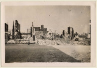Amiens. Le quartier Saint-Jacques après les bombardements de 1940