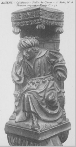 Cathédrale - Stalles du Choeur - 2è série, n° 6 - Pharaon songeur - Rampe C - 52