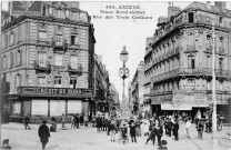 Place René Goblet Rue des Trois-Cailloux