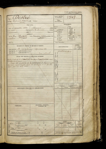 Destré, Raymond Théophane Lucien, né le 04 décembre 1898 à Amiens (Somme), classe 1918, matricule n° 1347, Bureau de recrutement d'Amiens