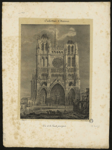 Cathédrale d'Amiens. Vue de la façade principale